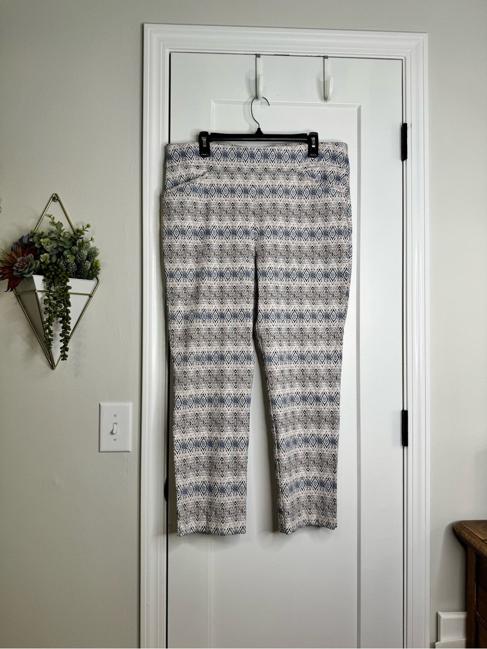 Chico’s Summer Aztec Print Pants